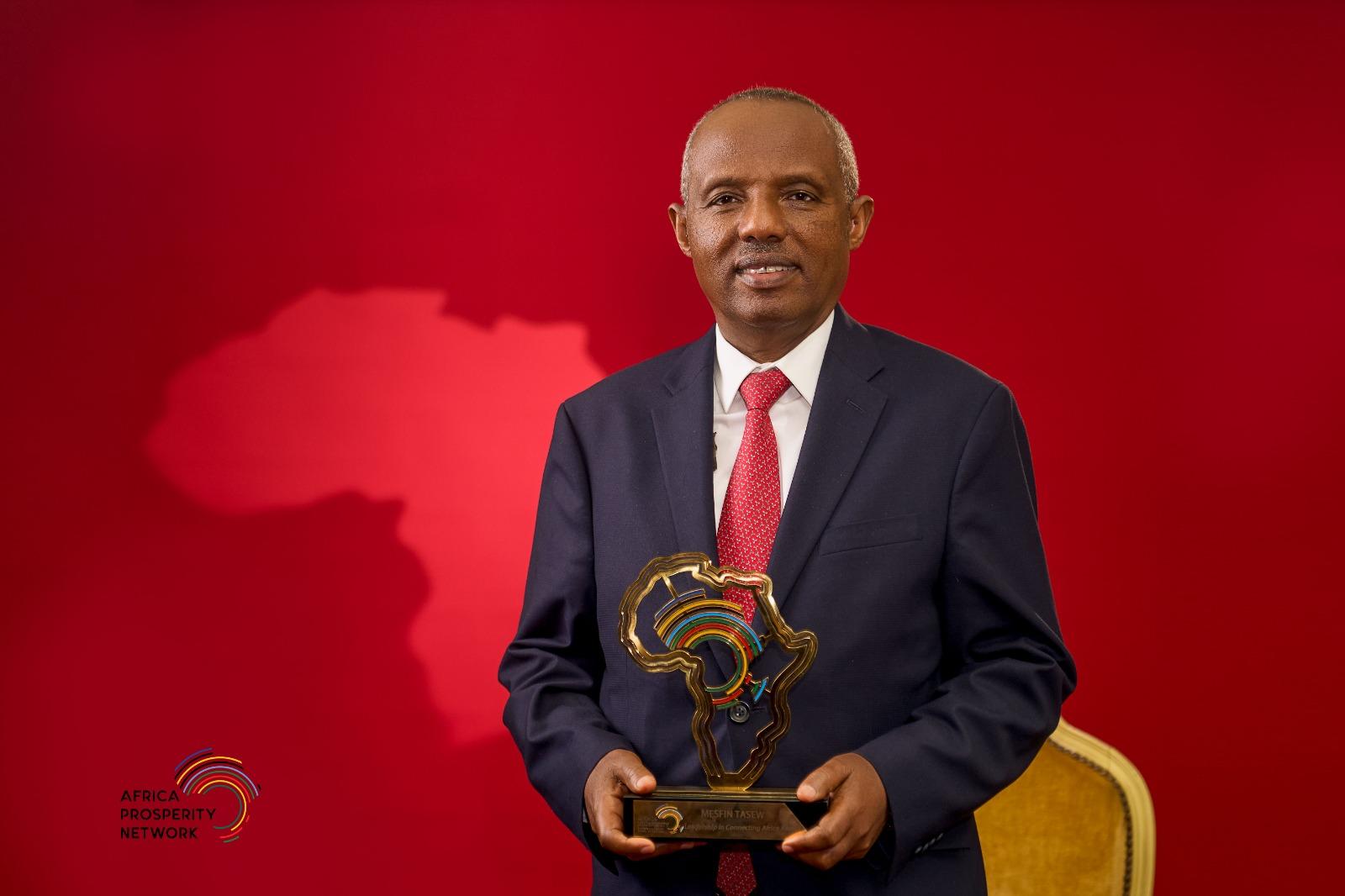 Ethiopian Airlines Group CEO Honored with Prestigious Leadership Award