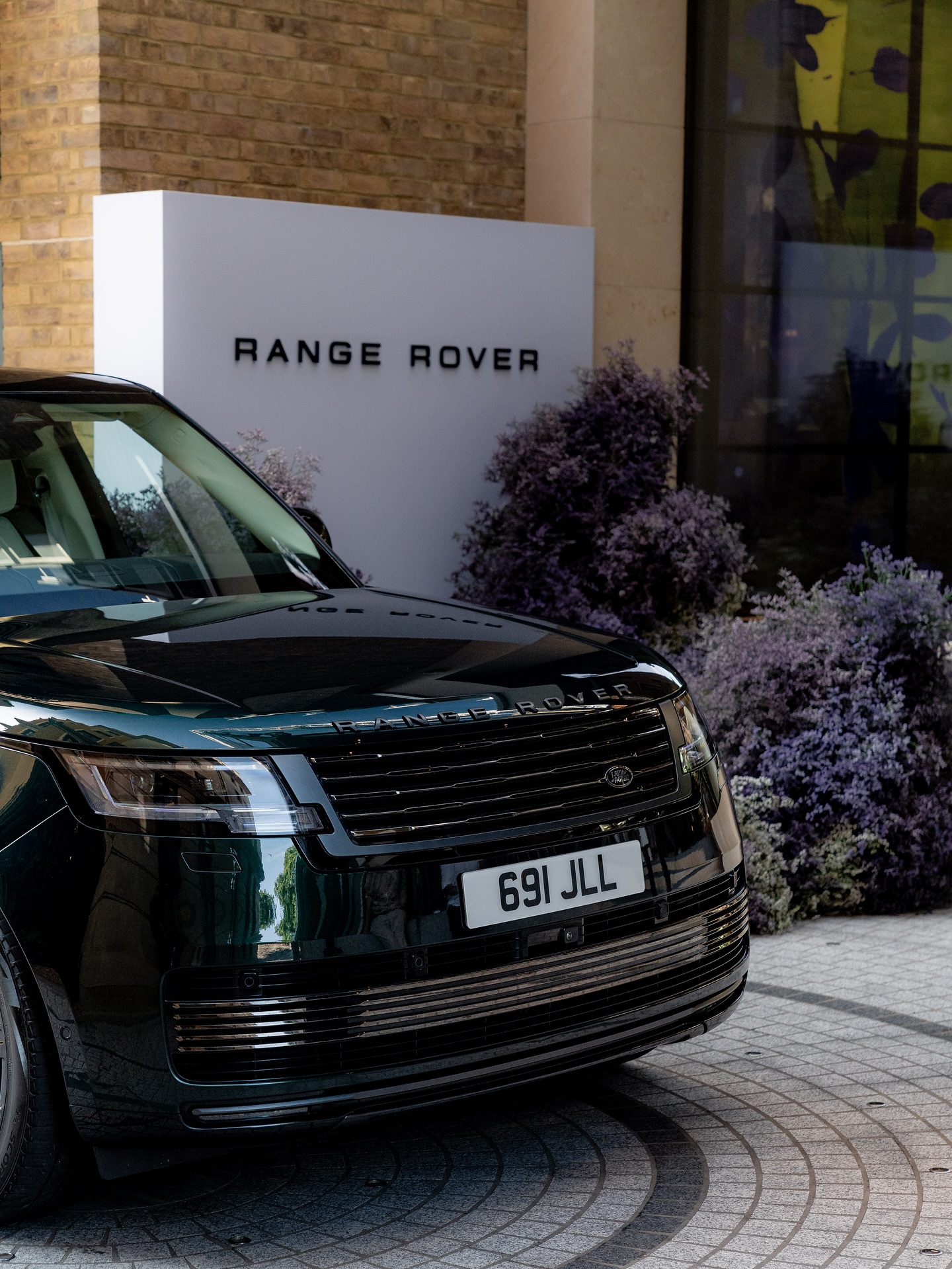 Wimbledon 2025: Range Rover Celebrates 55 Years with Luxury Campaign