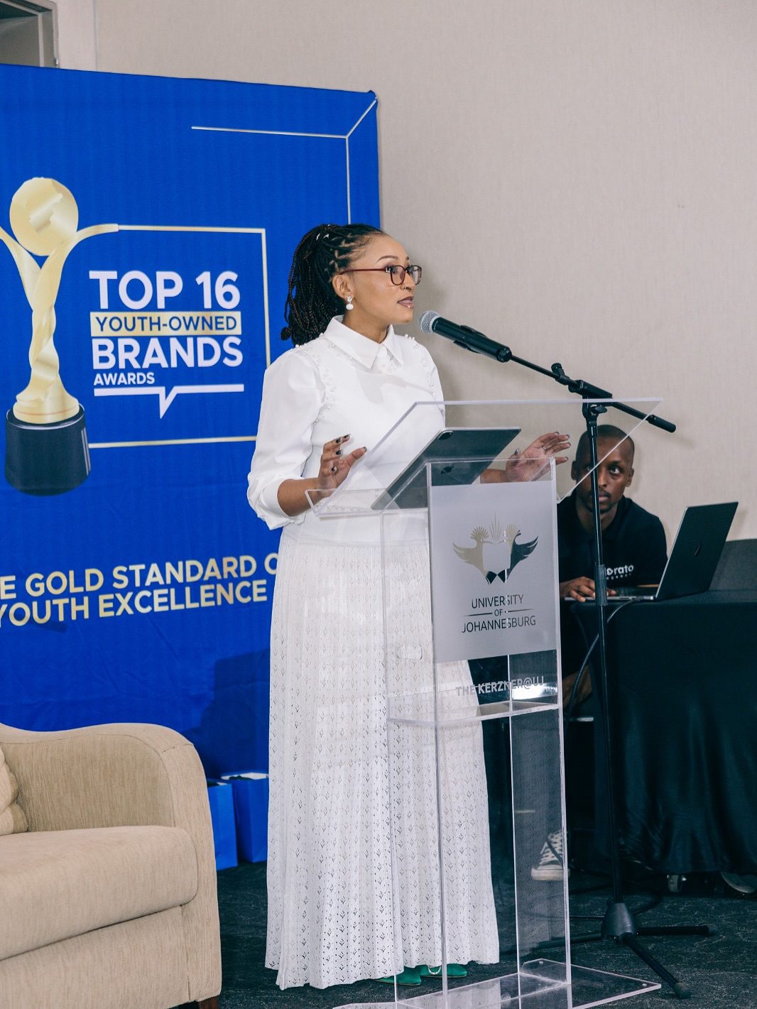 Youth Leaders Drive Dialogue at Top 16 Brands’ Transport Seminar